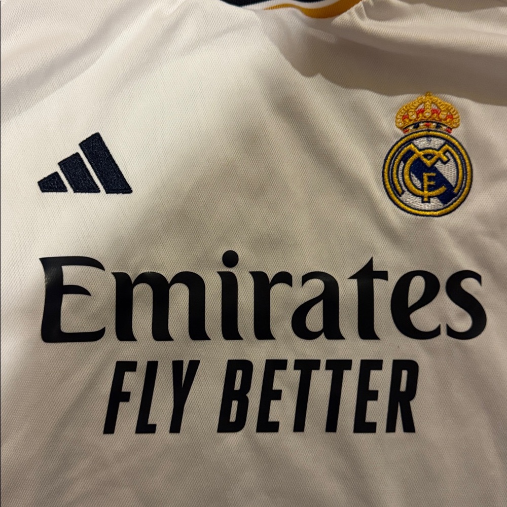 Adidas Real Madrid Jersey Vini Jr Size Small - Picture 3 of 6